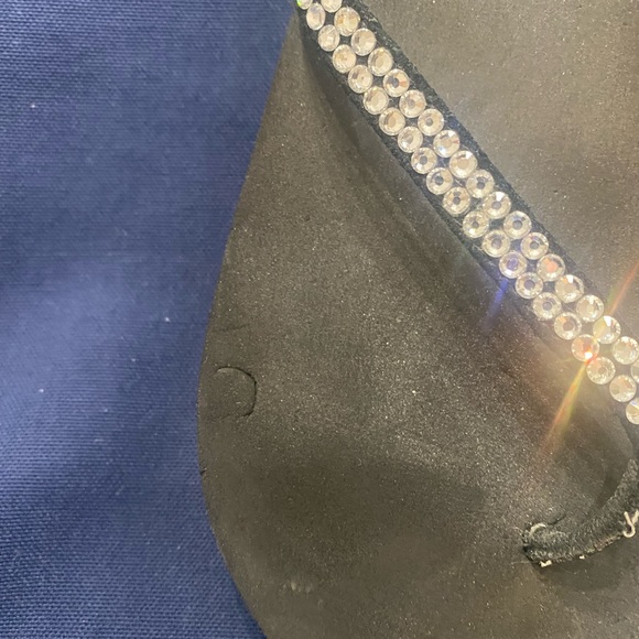 Yellow Box Rhinestone flip flops - Picture 3 of 8